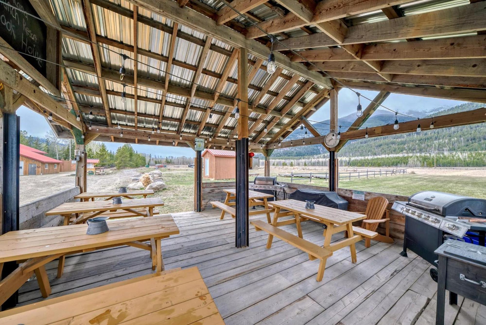 Terracana Ranch Resort Tete Jaune Cache Luaran gambar